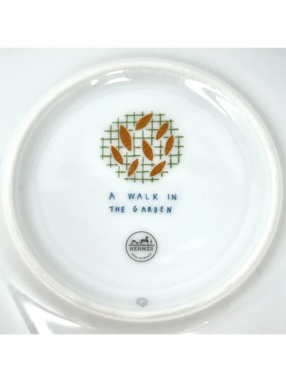 Hermes Small Round “A Walk In The Garden” Bread and Butter Porcelain Set of 2